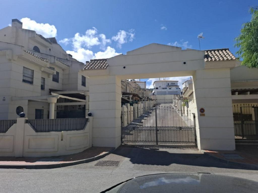House For Sale In Avda Zarzuela 33 Alhaurin de la Torre Málaga
